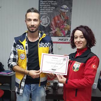 AKUT'a İlk Yardım Eğitimi
