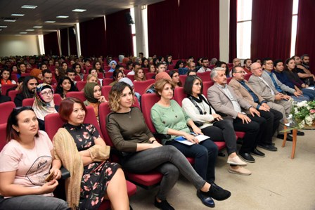 Akü’de Türk eğitim tarihi ele alındı