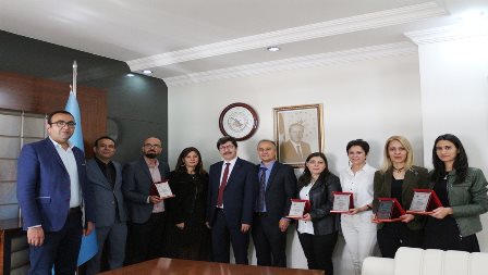 Başarı plaketle ödüllendirildi