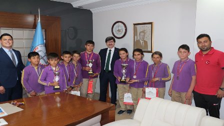Başarılara birlikte imza attılar