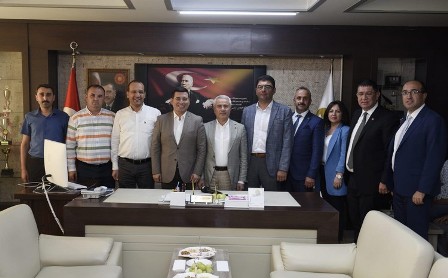 Başkan Çöl, Akdeniz Belediyeler Birliği toplantısına katıldı