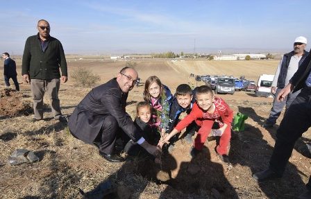 Başkan Çöl’den geleceğe nefes kampanyasına destek