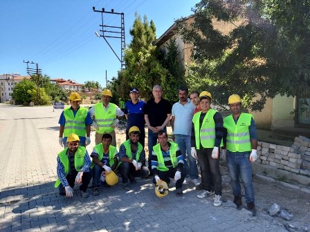 Başmakçı’da elektrik hatları yer altına alınıyor