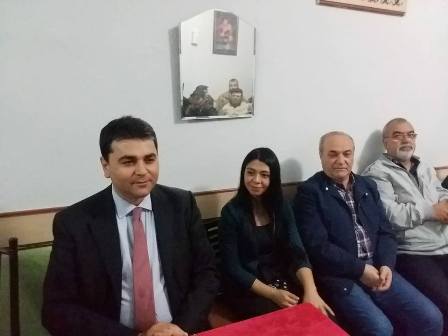 Birileri Sefa Birileri Cefa Çekiyor