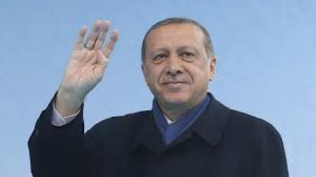 Cumhurbaşkanı Erdoğan, şampiyon güreşçileri kutladı