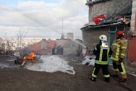 Dar Sokaklar Afyon İtfaiyesi'ne Engel Değil
