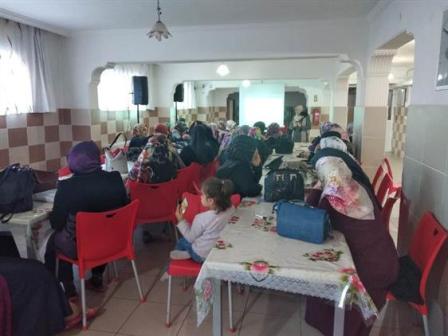 Dinar'da Kur'an kursu öğreticileri için seminer düzenlendi