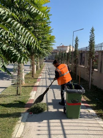 Emirdağ’da Çevre Düzenleme Çalışması