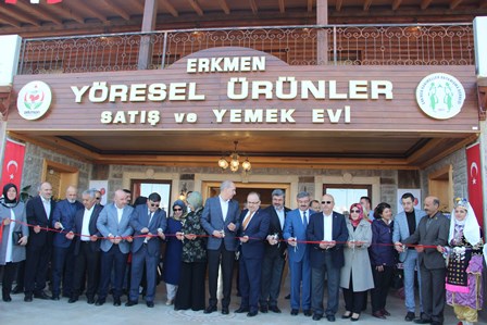 Erkmen yöresel ürünler satış evi açıldı