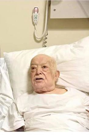 Eski Bakan Özsoy hastaneye kaldırıldı