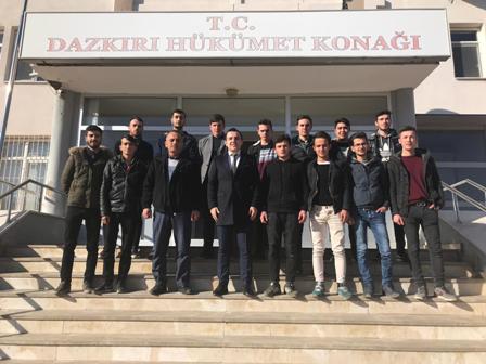 Gençler Kaymakam’a veda etti