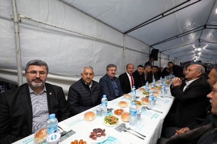 Gönül sofrası  Akmescit Mahallesinde kuruldu