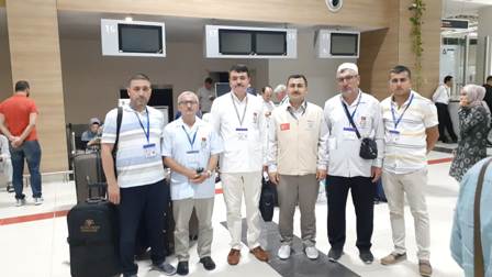 Hacı adayları uğurlandı