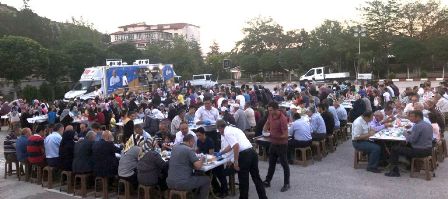 Hasan Karaağaç Mahallesi Başkan’ı Bağrına Bastı