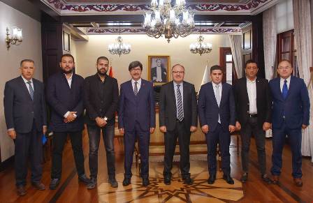Hayırsever vatandaşlarımız bize güç veriyor