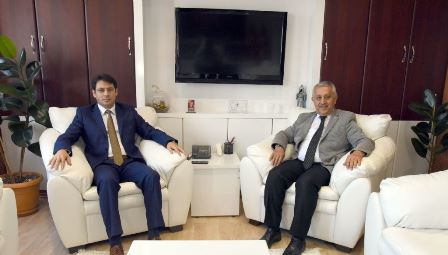 Herkesle işbirliği içinde çalışıyoruz
