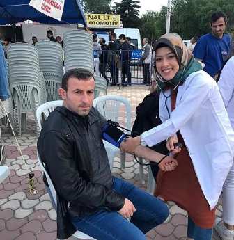 İftarda tansiyon ölçtüler