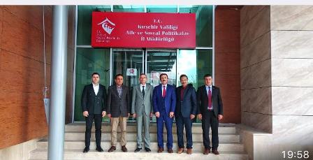 İl, İl dolaşarak hizmetleri hayata geçiriyoruz