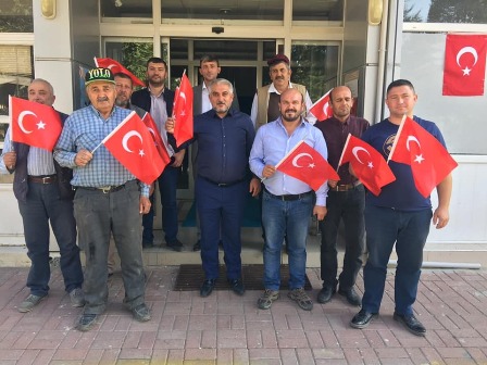 Kahraman Mehmetçiğimizin yanındayız