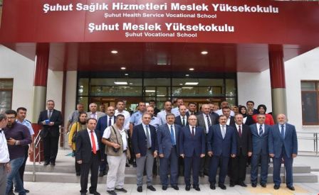 Kariyer hedefleyenler tercih ediyor