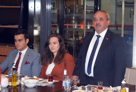 Kaymakam Topaloğlu’na veda yemeği
