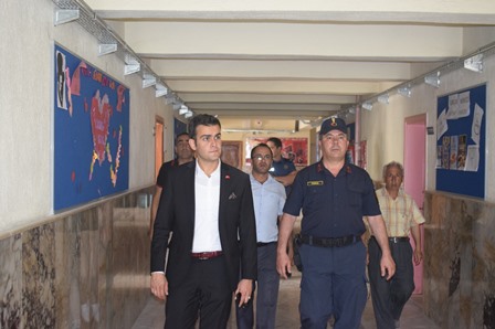 Kaymakamı Topaloğlu okul tadilatını inceledi