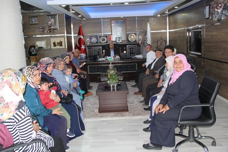 Mahalle Sakinlerinin sorunlarını dinledi