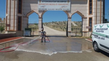 Mezarlıklar Bayram Ziyaretlerine Hazır