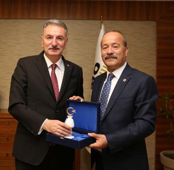 Milletvekili Taytak haşhaş üreticisine sahip çıktı