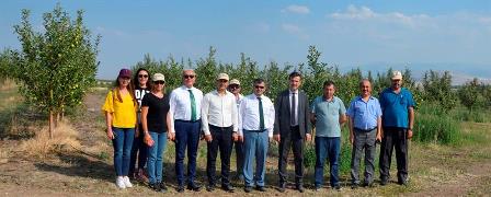 Muhtarlar Derneği kurban vekaletini Türk Kızılayı'na verdi