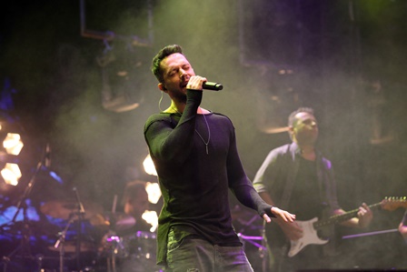 Murat Boz’dan büyüleyici konser