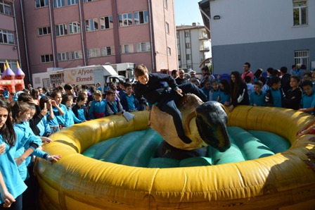 Öğrenci Festivalinde doyasıya eğlendiler