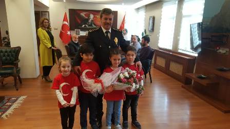 Öğrenciler Polis teşkilatını unutmadı