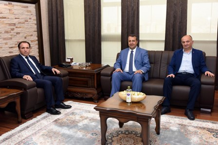 PTT heyeti Akü’yü ziyaret etti