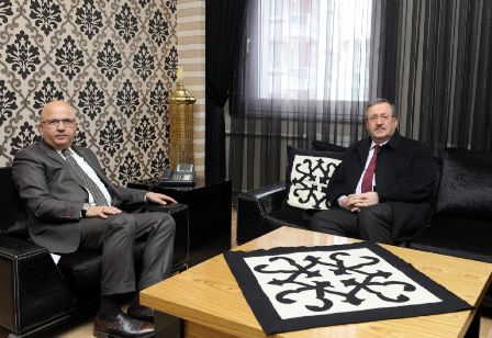 Rektör Solak’tan Başkan Çoban’a Ziyaret