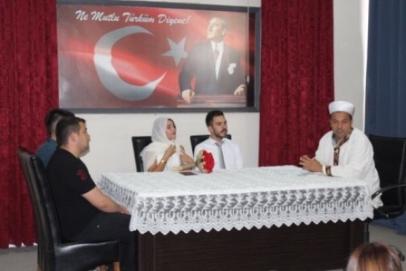 Resmi ve dini nikah bir arada