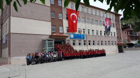 Şehit Sami Çiftçi İmam Hatip’den Yemen’e yardım eli