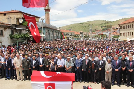 Şehit Yasin Çubuk, Gözyaşları İle Uyarlandı