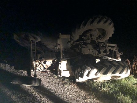 Şuhut'ta otomobil ile traktör çarpıştı: 7 Yaralı