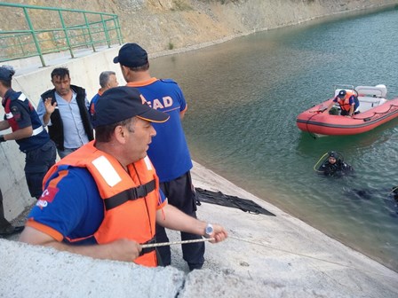 Sulama göletine düşen genç hayatını kaybetti