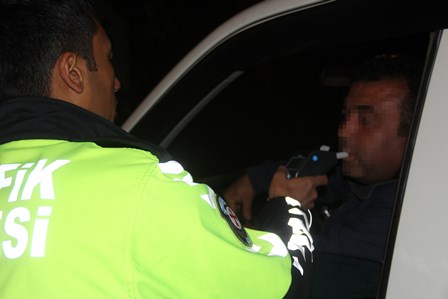 Sürücülere trafik ve alkol denetimi