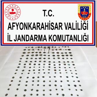 Tarihi eser kaçakçıları yakalandı