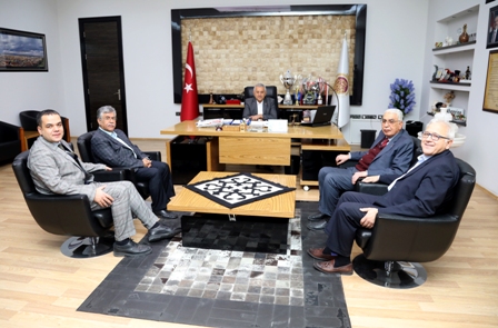 Türkeli Gazetesi’nden Başkan Zeybek’e ziyaret