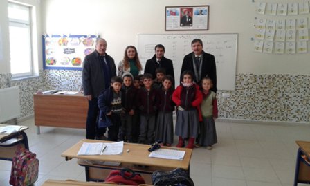 Ufuk Taşbaş, okulları ziyaret ediyor