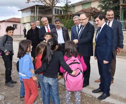 Vali  Tutulmaz Çobanların sorunlarını dinledi