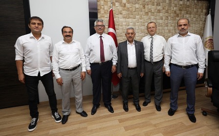 Voleyboy yönetiminden Başkan Zeybek’e ziyaret