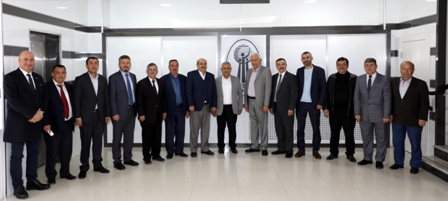 Zeybek sorunları yerinde dinledi