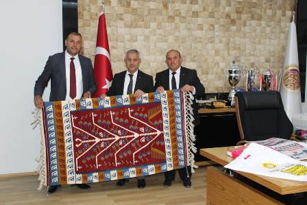 “Başkan Zeybek önemli yatırımlara imza atacaktır”