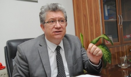 “Çamur at, izi kalsın”