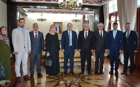 “Dinimiz iyiliği, doğruluğu, hoş görüyü emretmektedir”